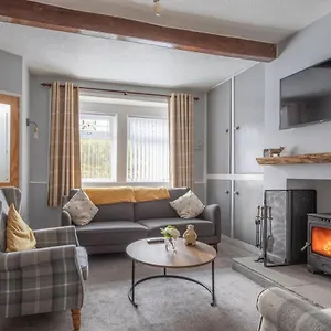 Holiday home Feathers-cottage, Parking,wi-fi & Netflix,company Workers Welcome Short Term And Long Term, Haworth